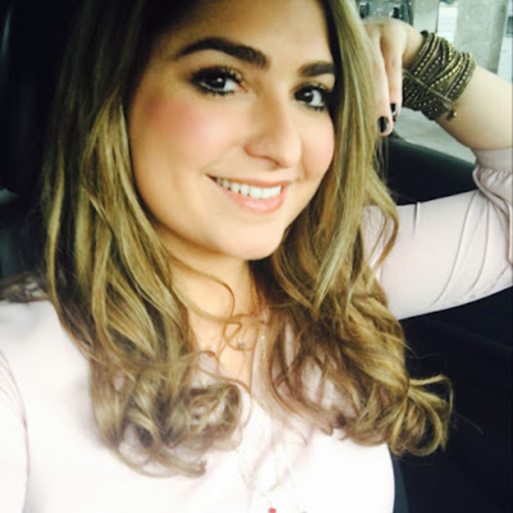 Meet your Posher, Fatima